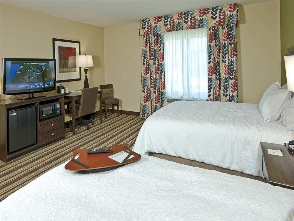 Hampton Inn Augusta Bilik gambar