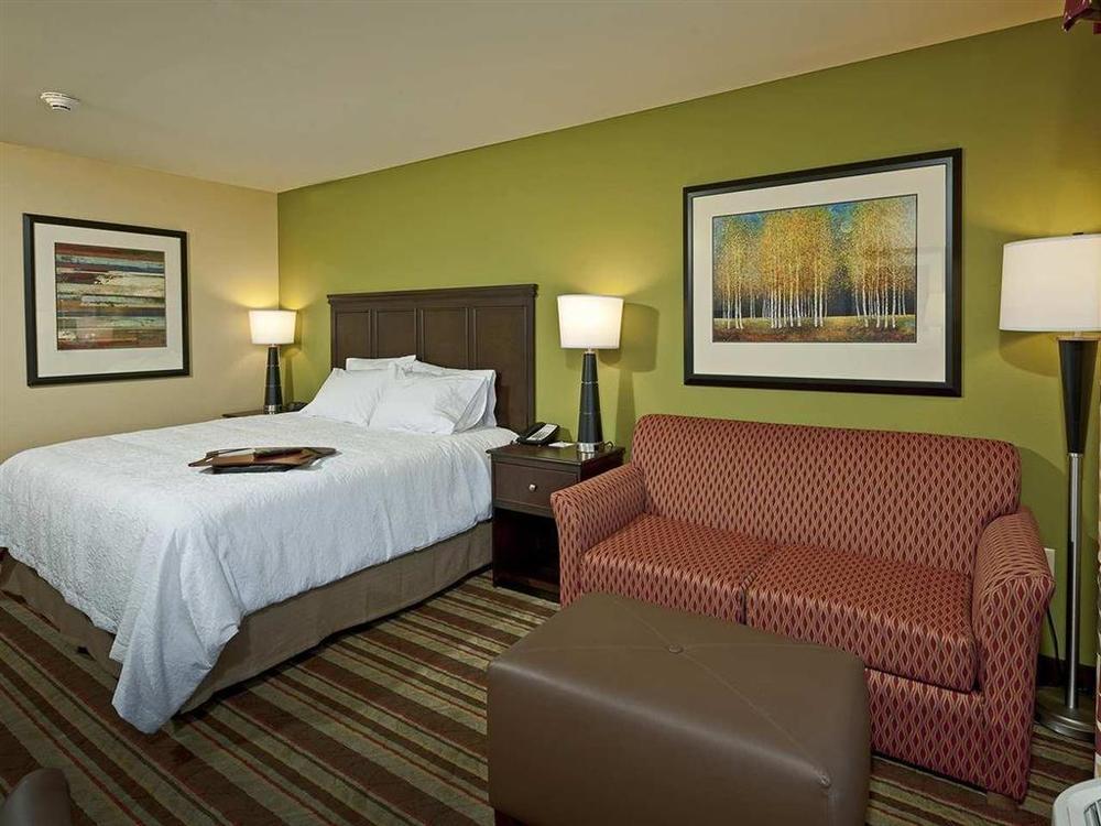 Hampton Inn Augusta Bilik gambar